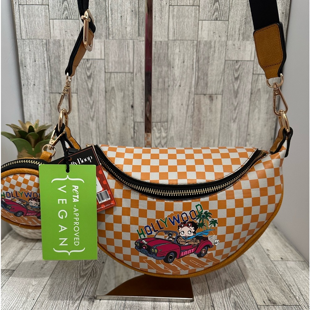 NWT Lany Betty Boop Hollywood Crossbody w/Coin Purse